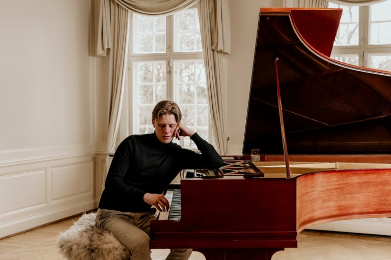 Stækka mynd