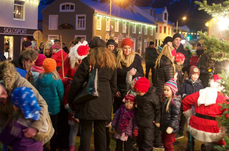 Jólatréstendrun á Siglufirði