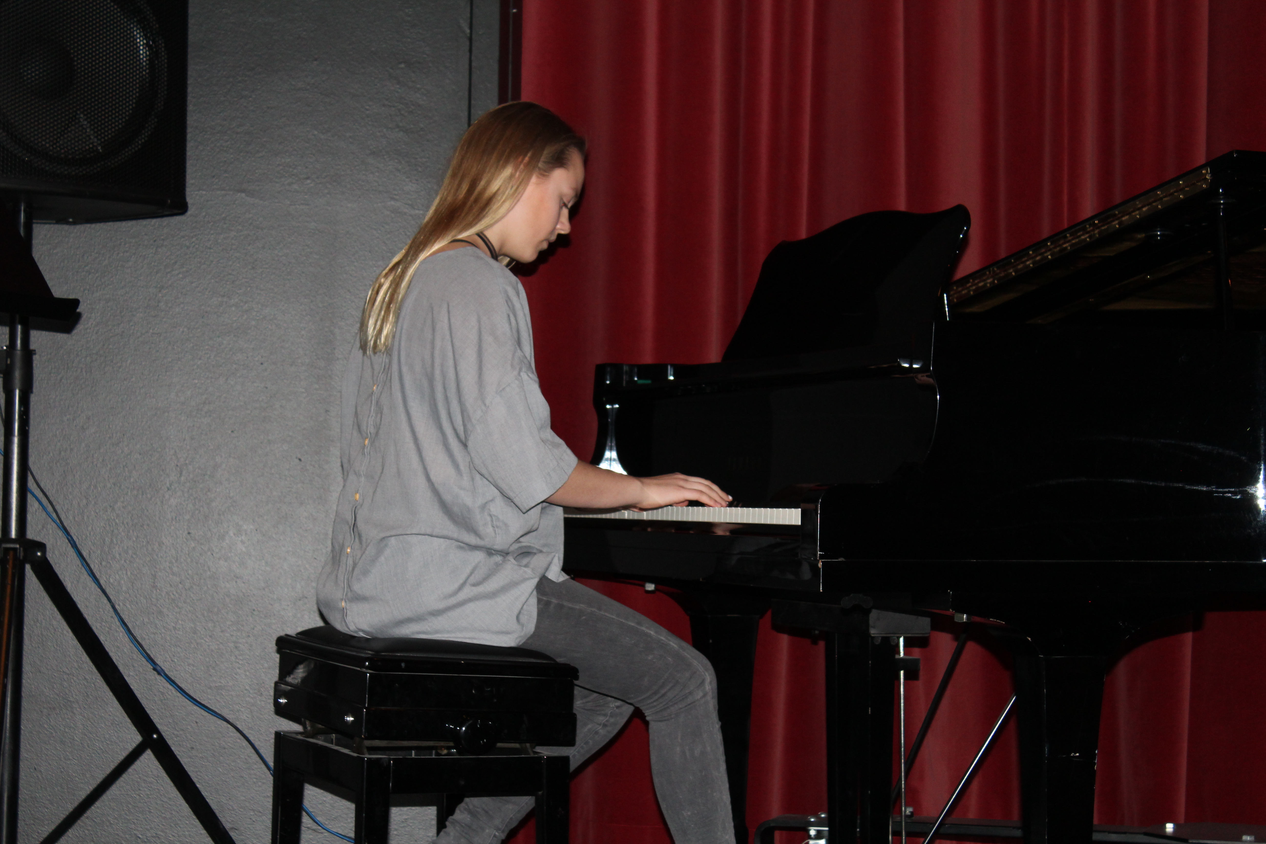 Ronja Helgadóttir Ronja Helgadóttir