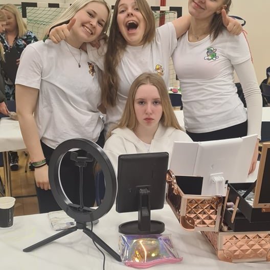 277132668_653152995936694_3023411686808136179_n